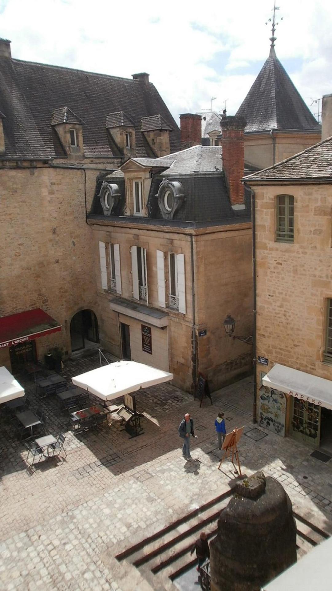 Ferienwohnung Le Grenier Du Chapitre Sarlat Exterior foto